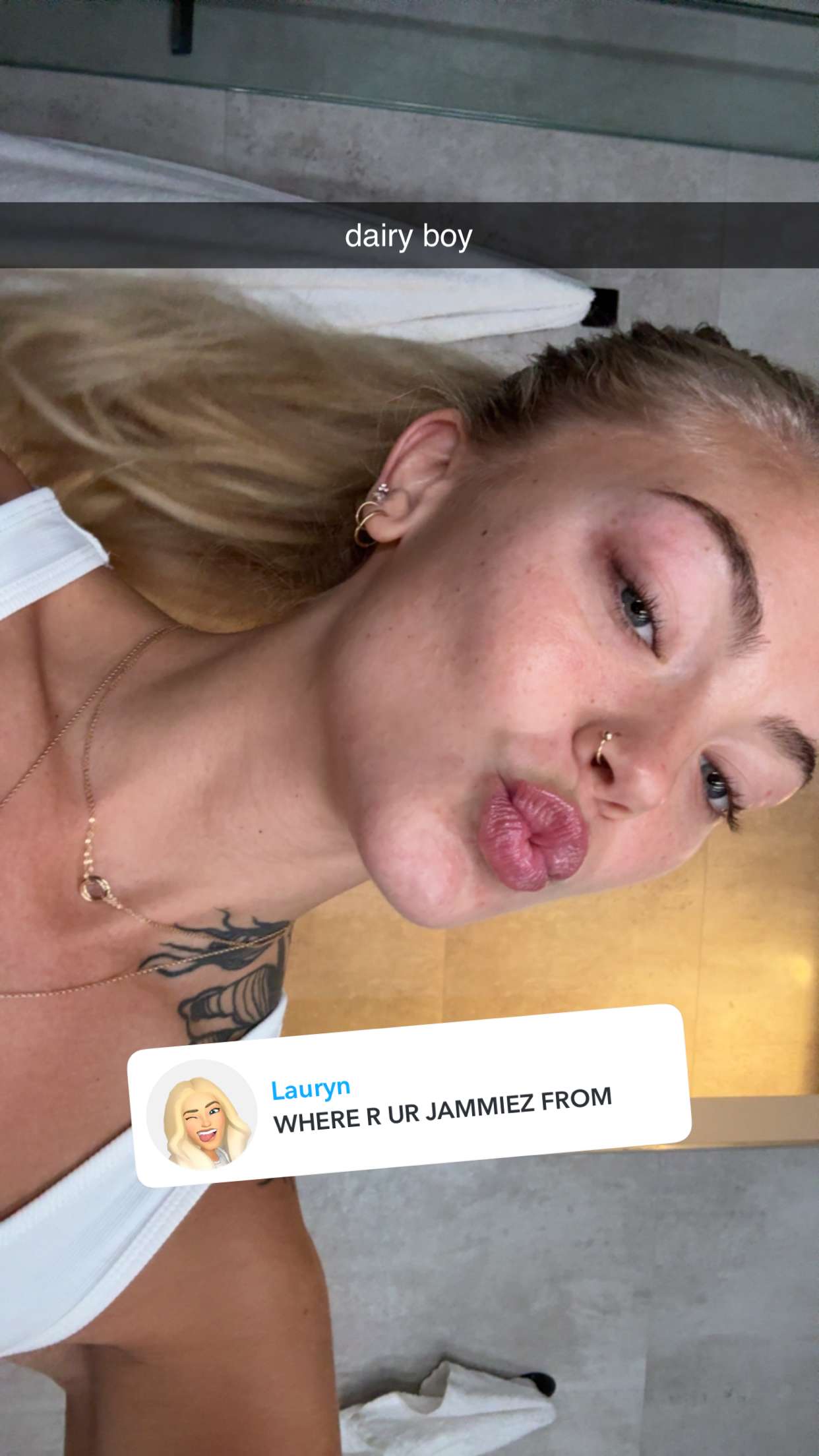 abigailwhhitee snapchat image archive image