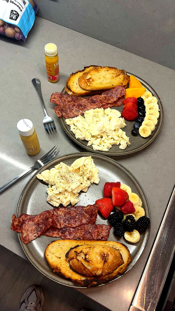 abigailwhhitee image ~ Altpins