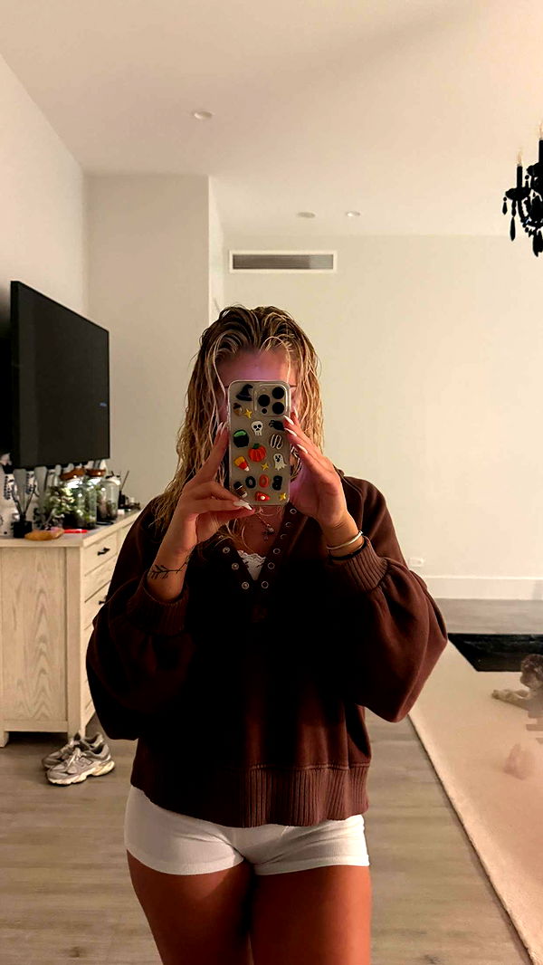 abigailwhhitee image ~ Altpins