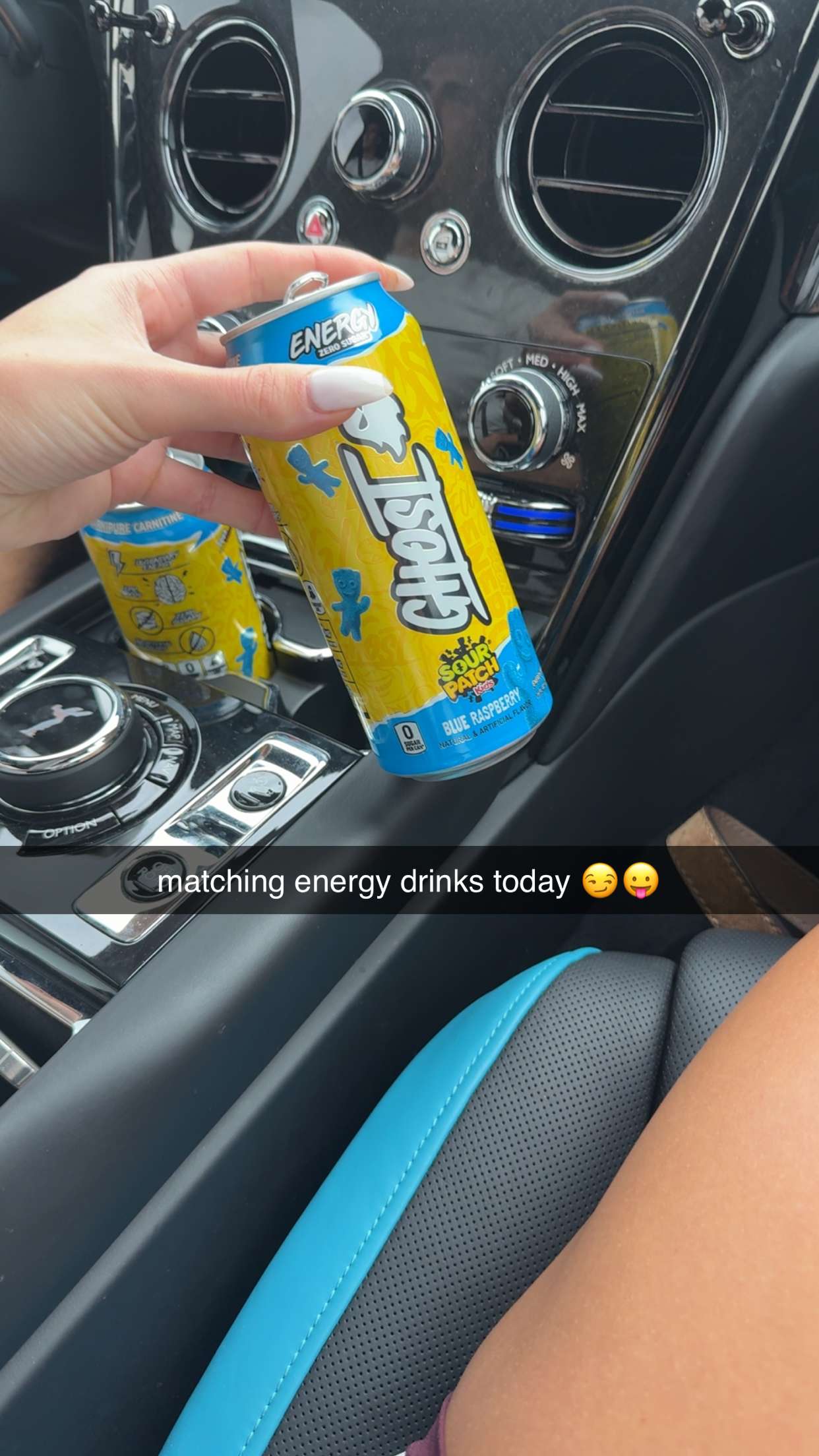 abigailwhhitee snapchat image archive image