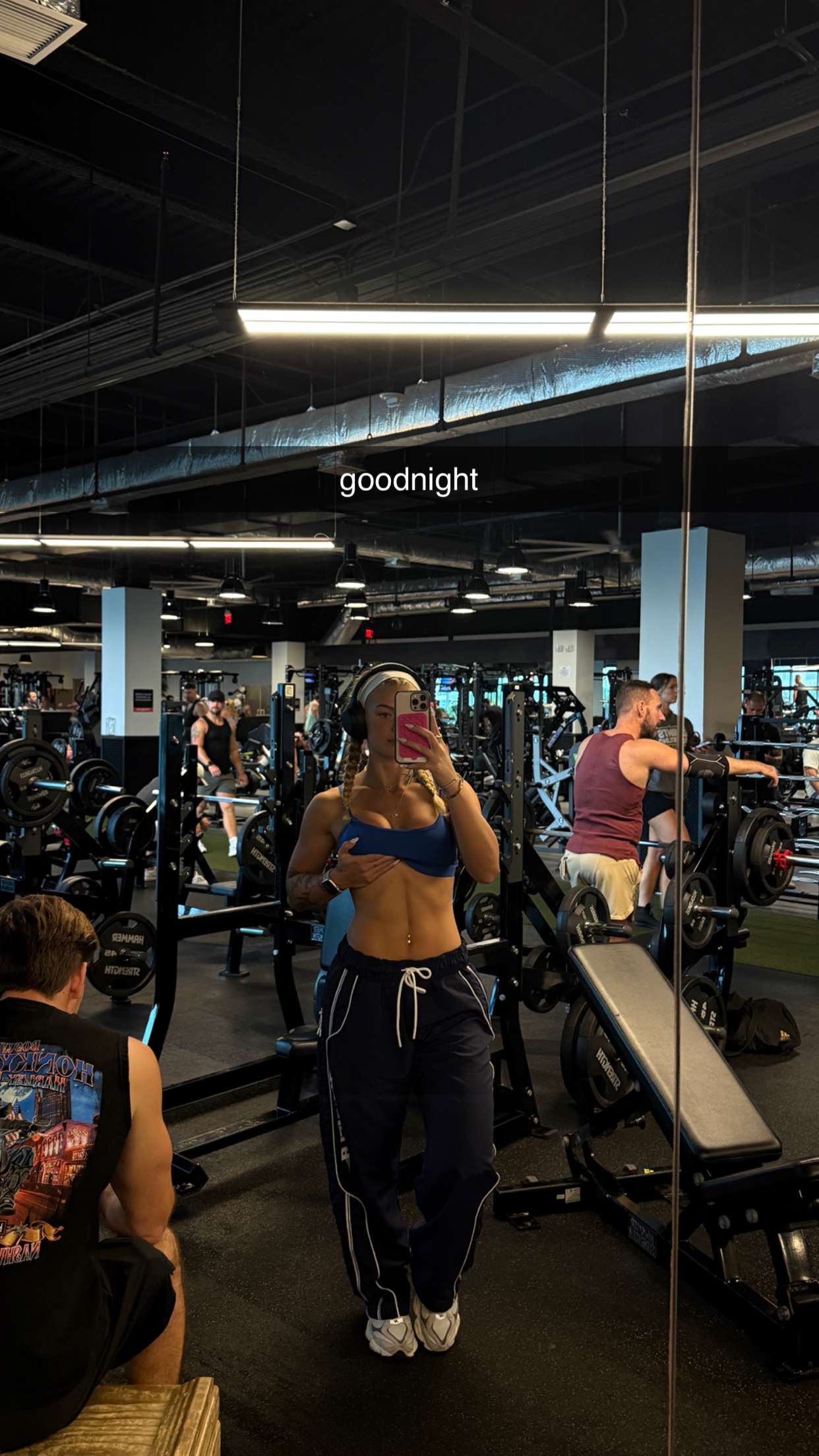 abigailwhhitee snapchat image archive image