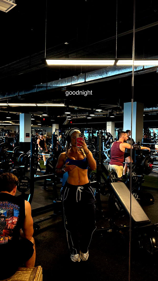 abigailwhhitee image ~ Altpins