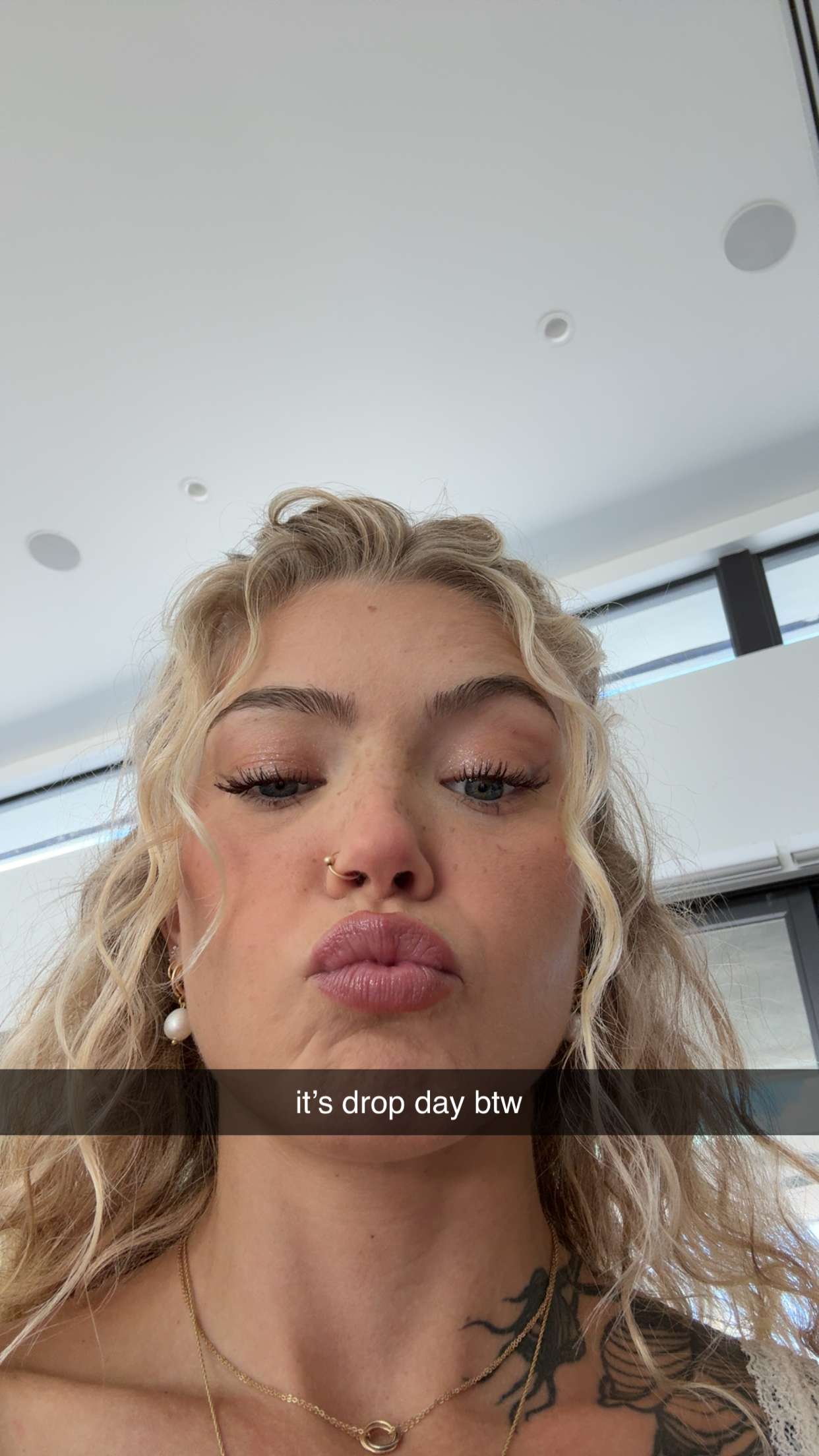 abigailwhhitee snapchat image archive image