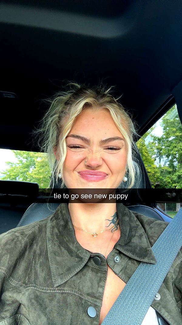 abigailwhhitee image ~ Altpins