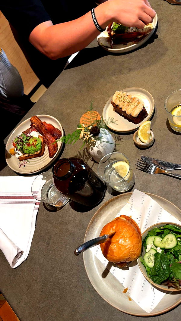 abigailwhhitee image ~ Altpins