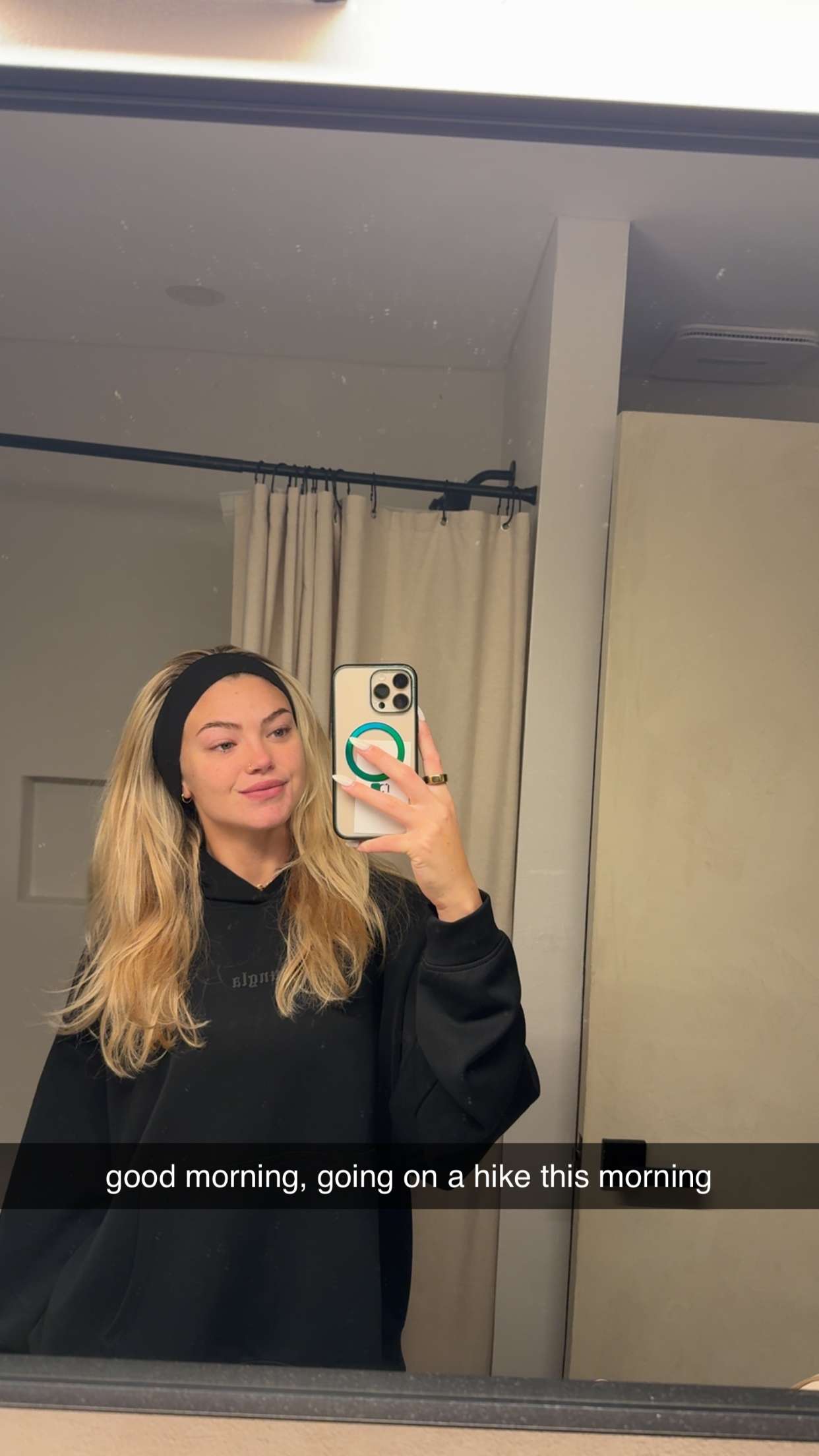 abigailwhhitee snapchat image archive image