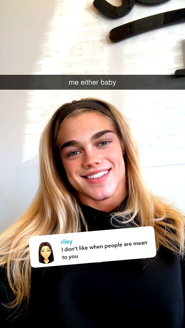 abigailwhhitee image ~ Altpins