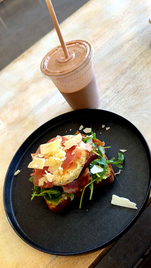 abigailwhhitee image ~ Altpins