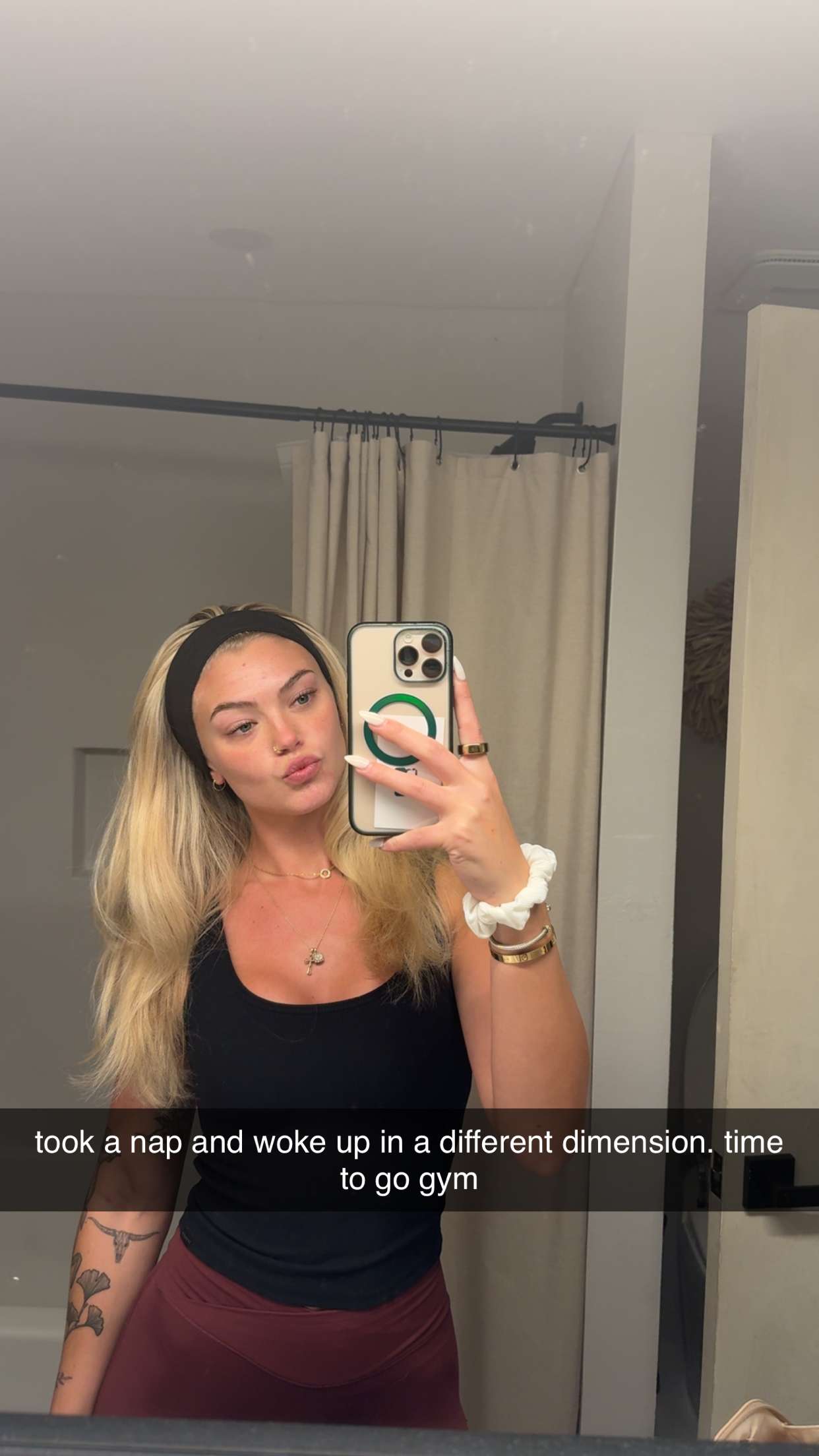 abigailwhhitee snapchat image archive image