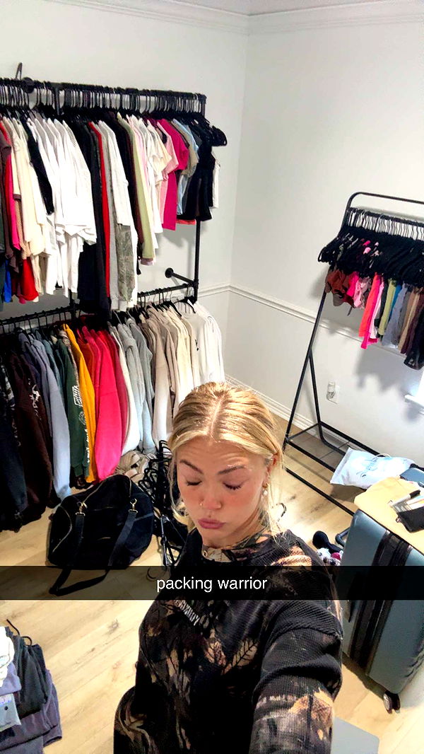 abigailwhhitee image ~ Altpins