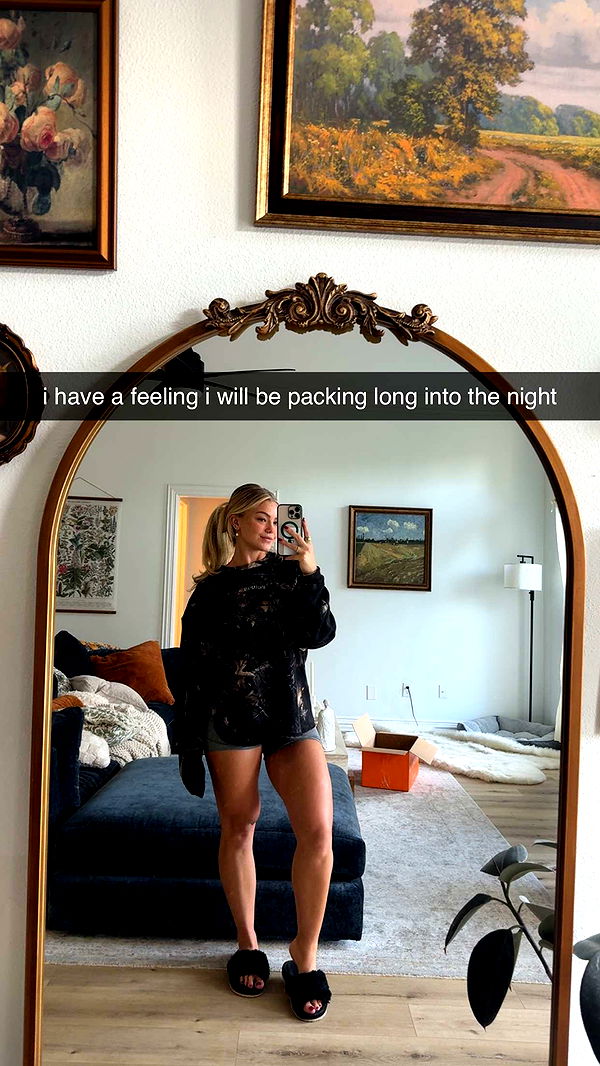 abigailwhhitee image ~ Altpins