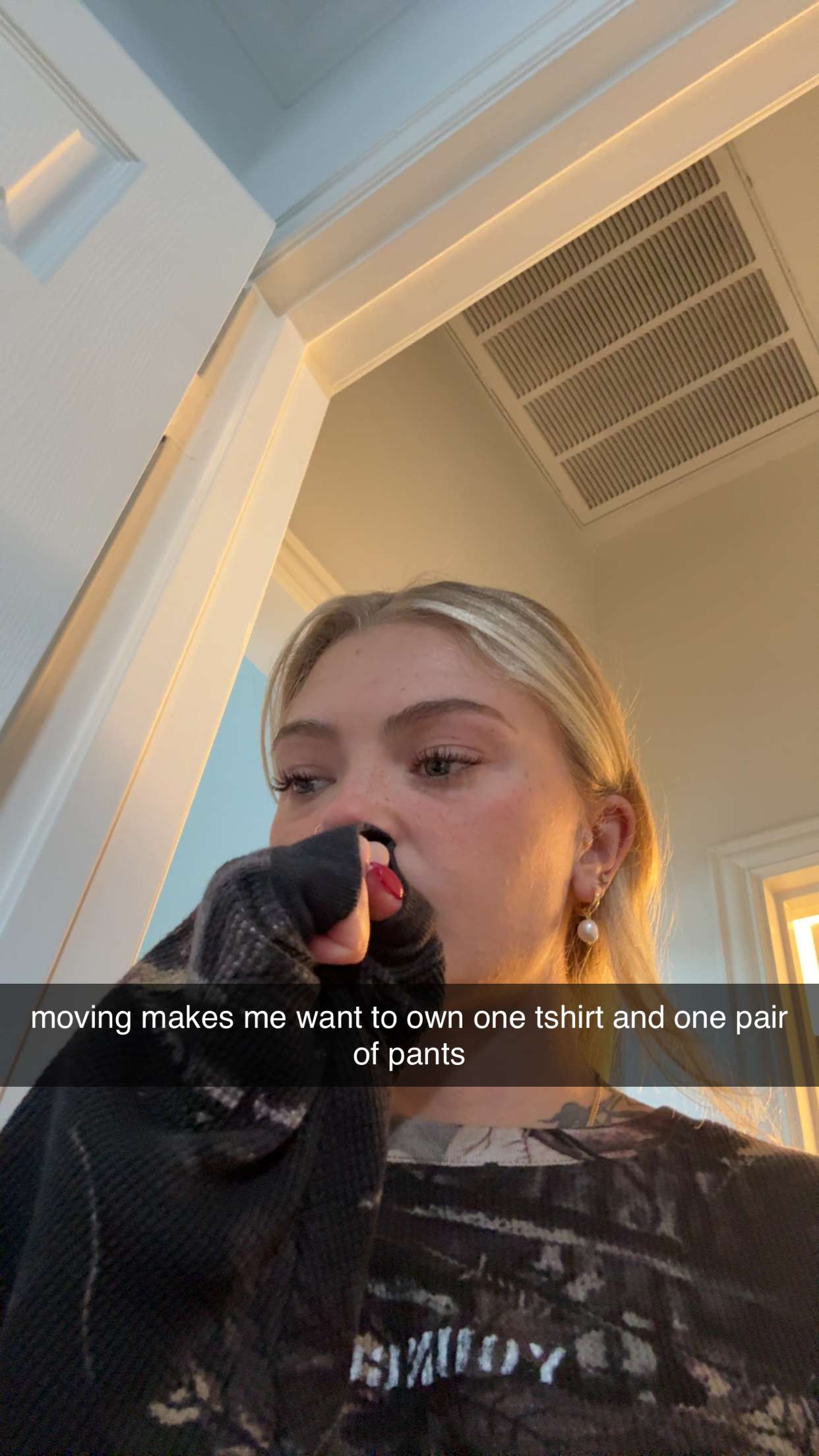 abigailwhhitee snapchat image archive image