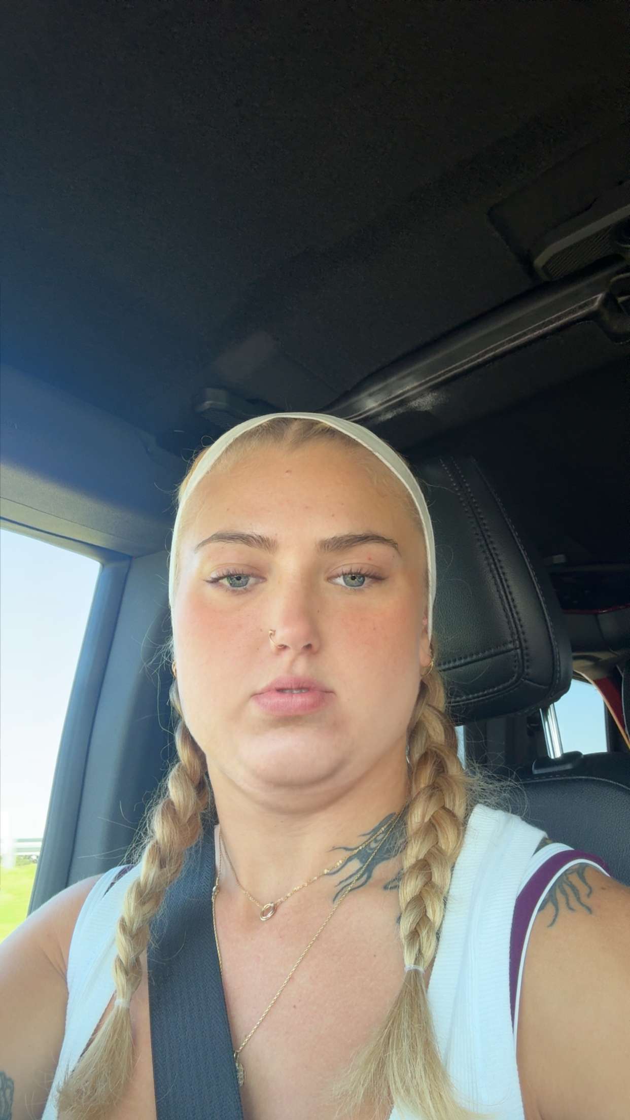 abigailwhhitee snapchat image archive image