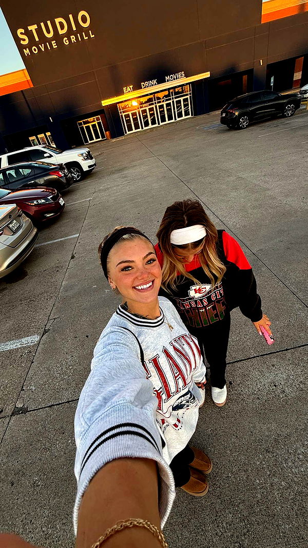 abigailwhhitee image ~ Altpins