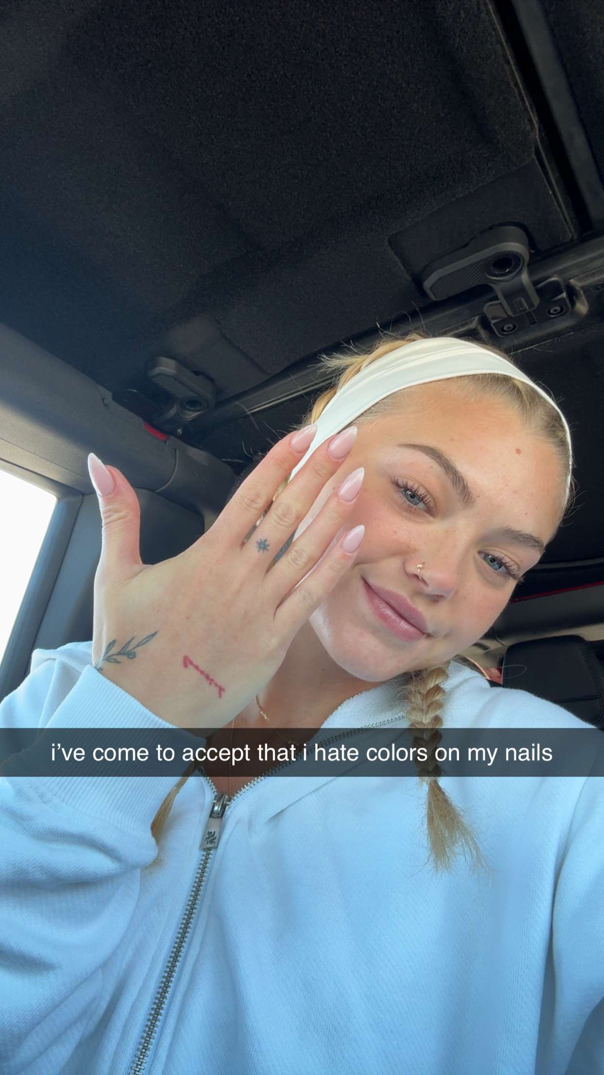 abigailwhhitee snapchat image archive image