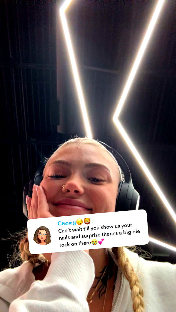 abigailwhhitee image ~ Altpins