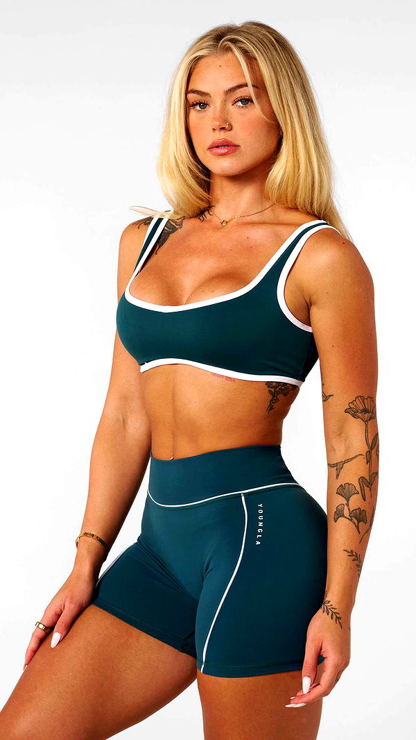 abigailwhhitee image ~ Altpins