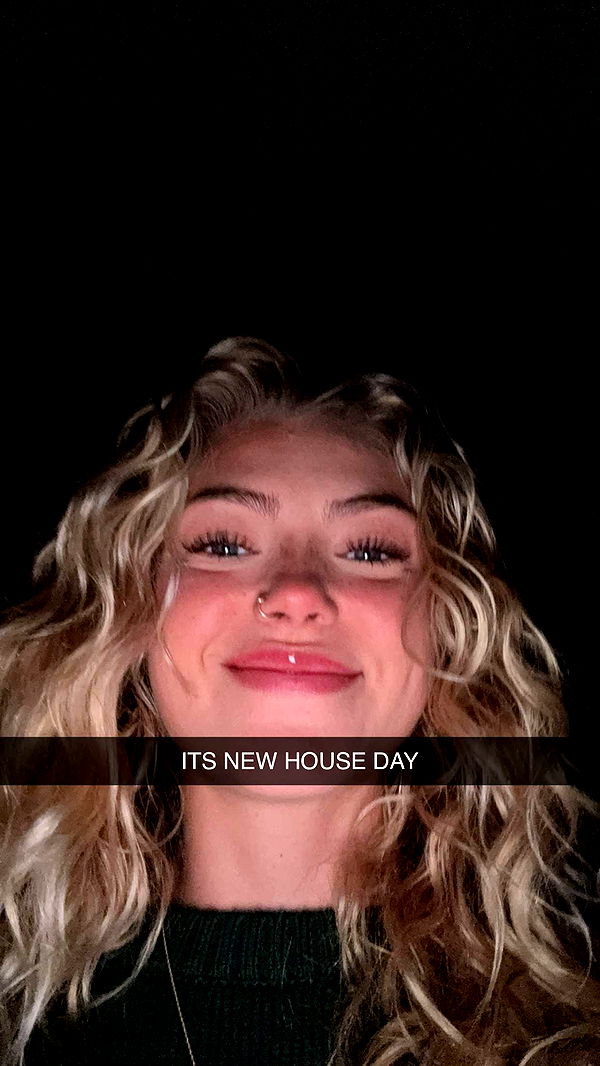 abigailwhhitee image ~ Altpins