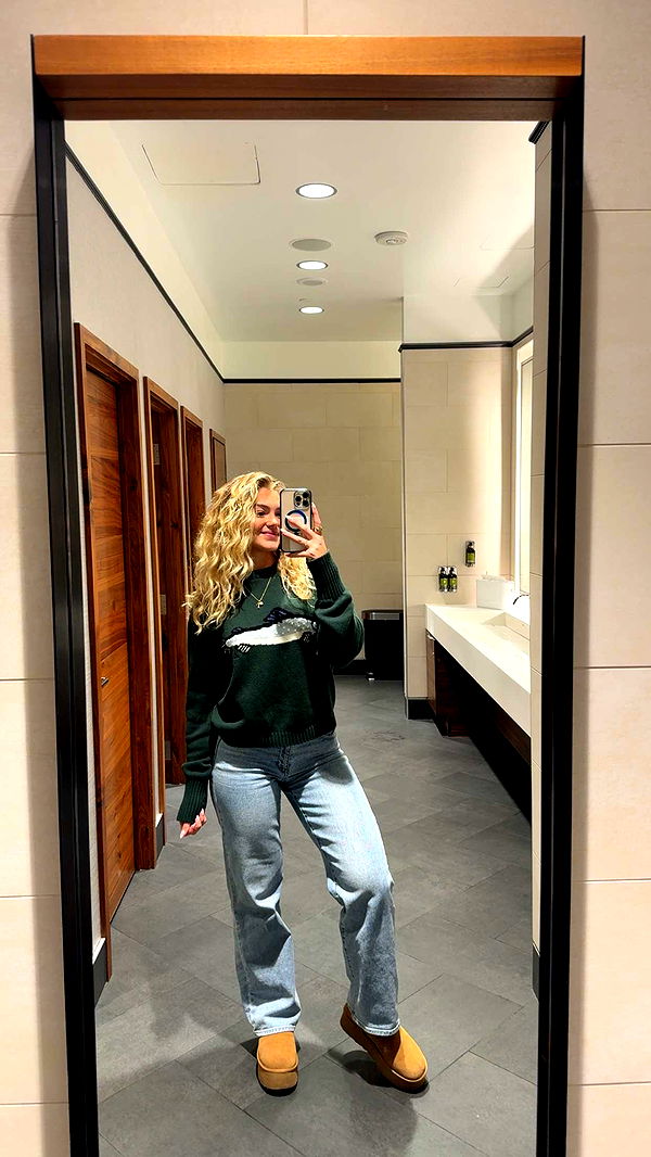 abigailwhhitee image ~ Altpins