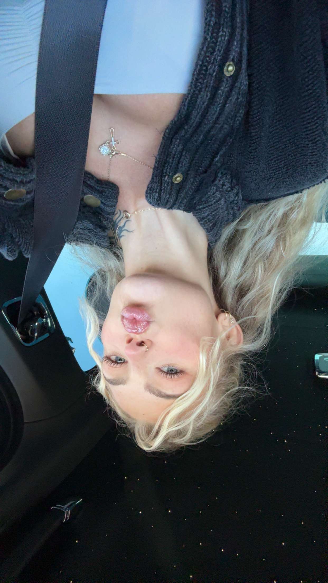 abigailwhhitee snapchat image archive image