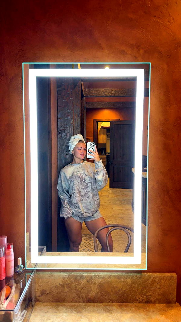 abigailwhhitee image ~ Altpins