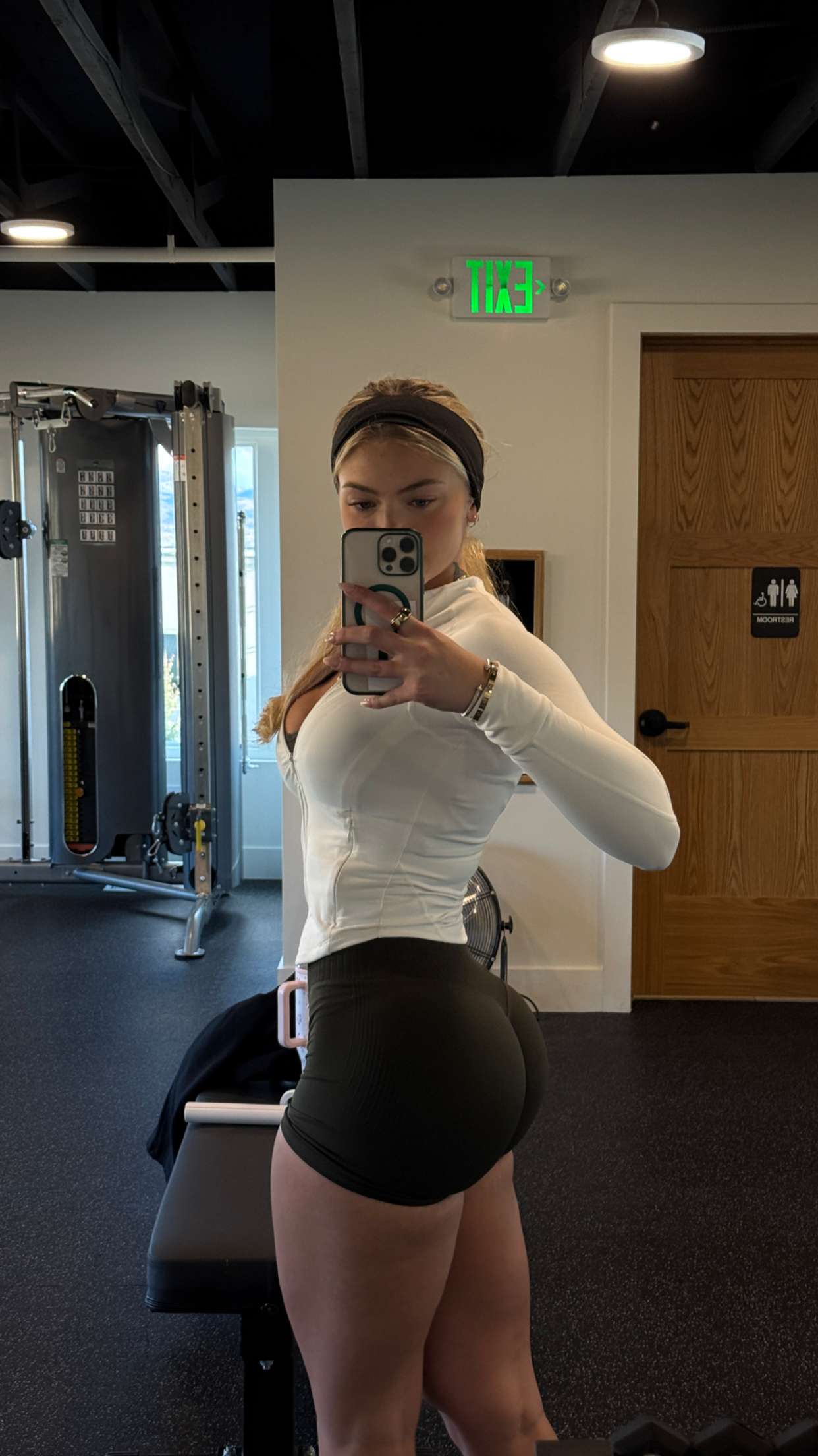 abigailwhhitee snapchat image archive image