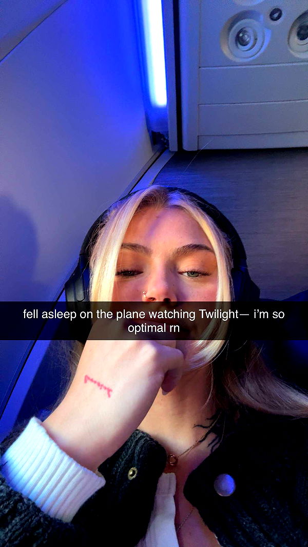 abigailwhhitee image ~ Altpins