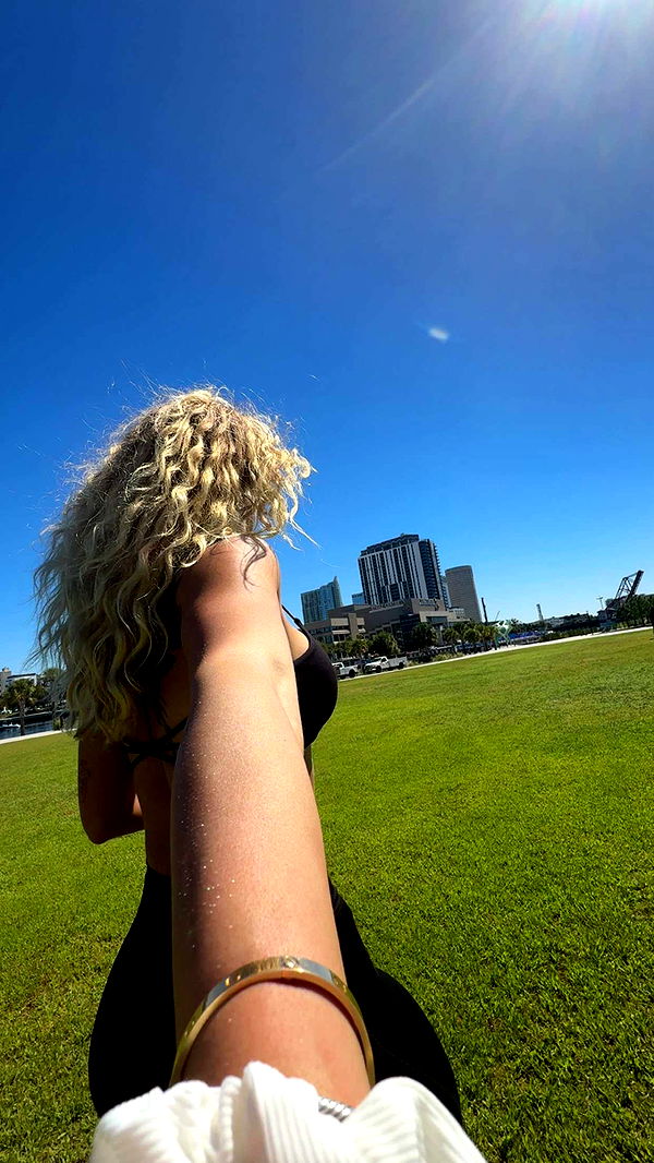 abigailwhhitee image ~ Altpins