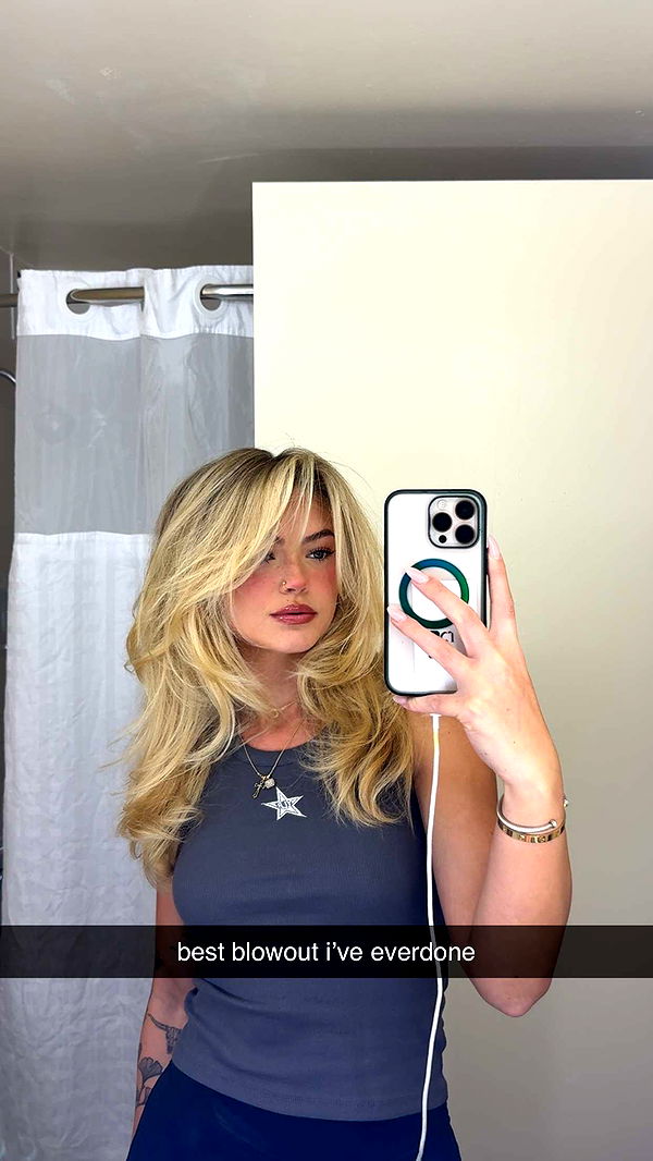 abigailwhhitee image ~ Altpins