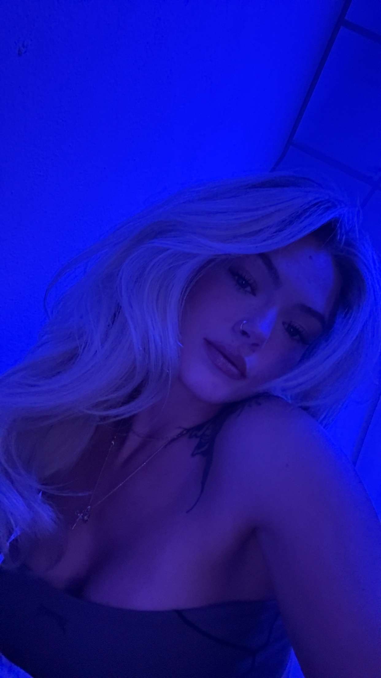 abigailwhhitee snapchat image archive image