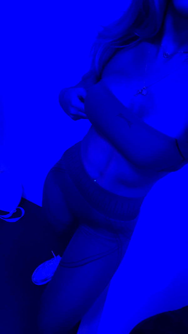 abigailwhhitee image ~ Altpins