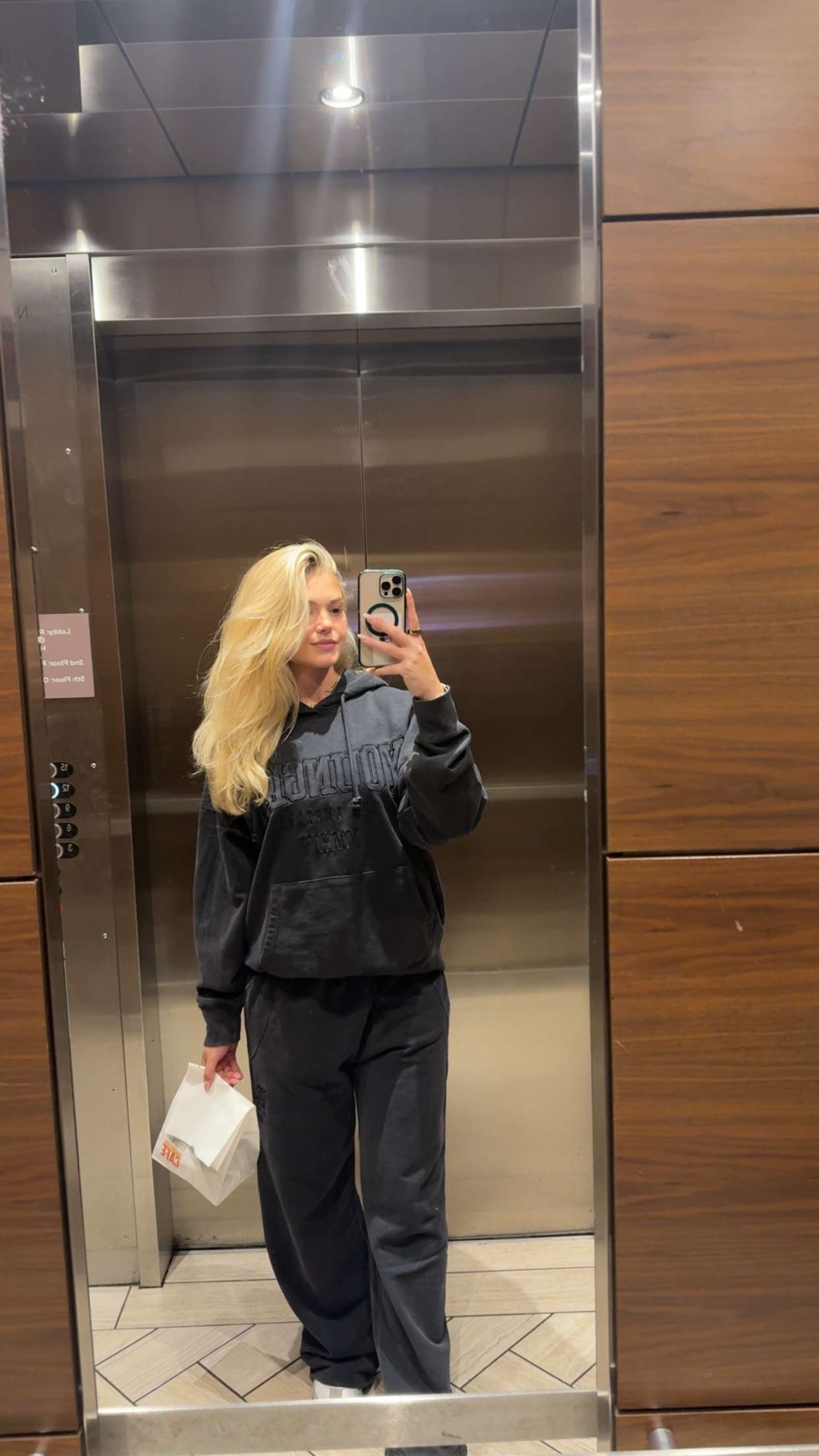 abigailwhhitee snapchat image archive image