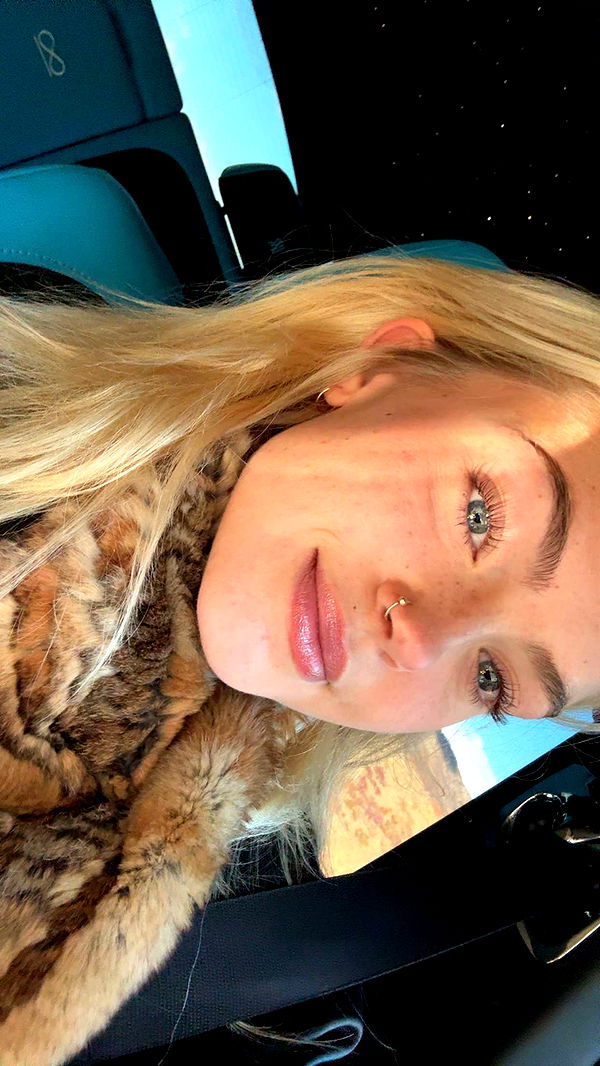 abigailwhhitee image ~ Altpins