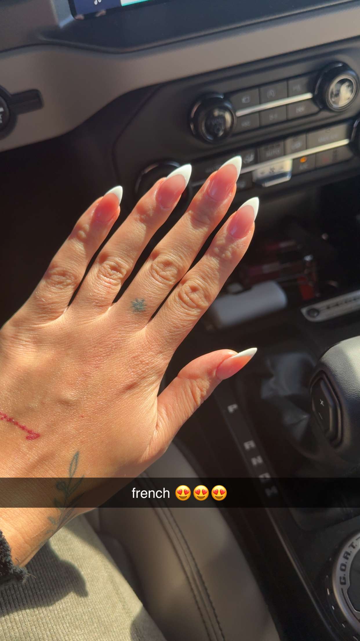 abigailwhhitee snapchat image archive image