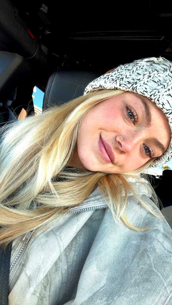 abigailwhhitee image ~ Altpins