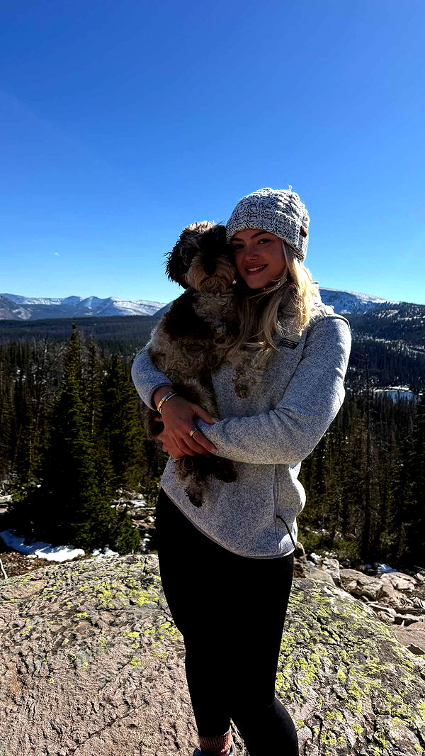 abigailwhhitee image ~ Altpins