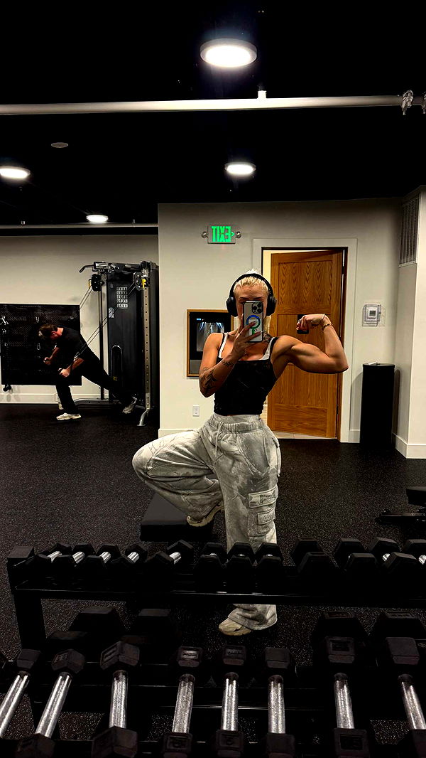 abigailwhhitee image ~ Altpins