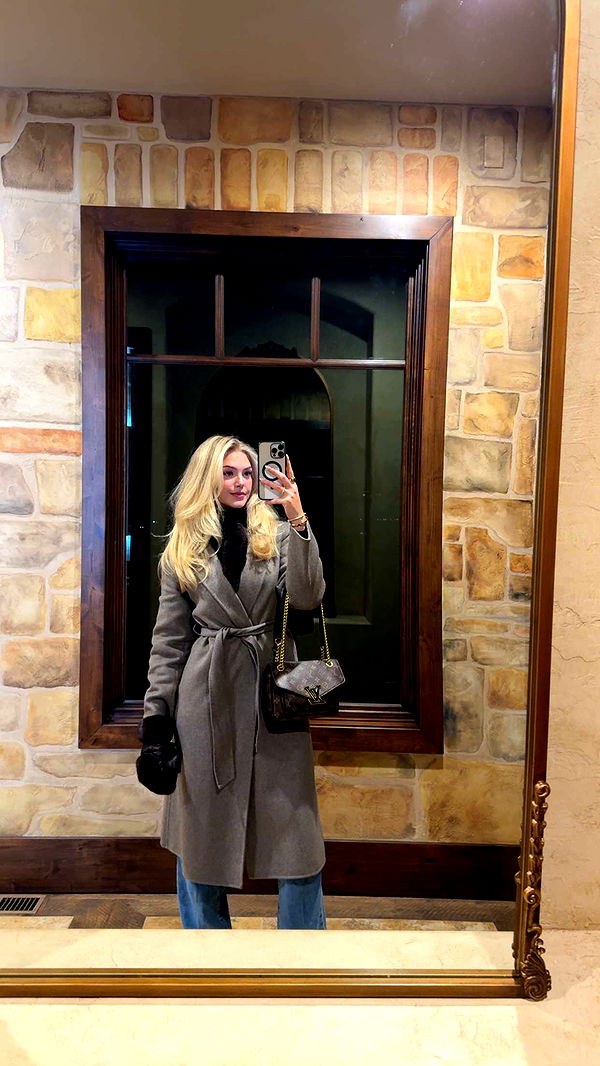 abigailwhhitee image ~ Altpins