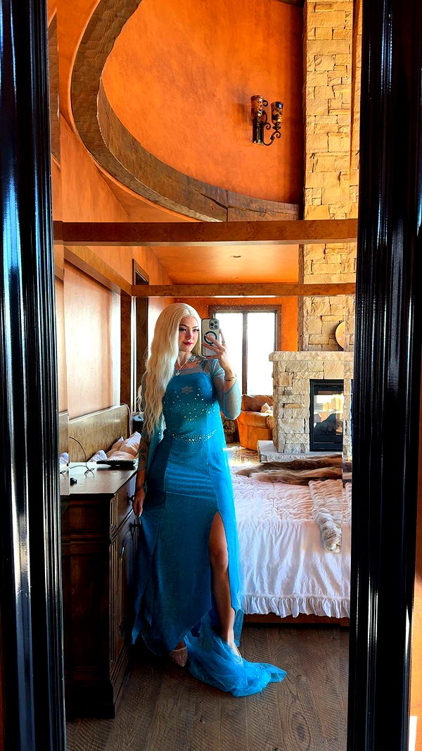 abigailwhhitee image ~ Altpins