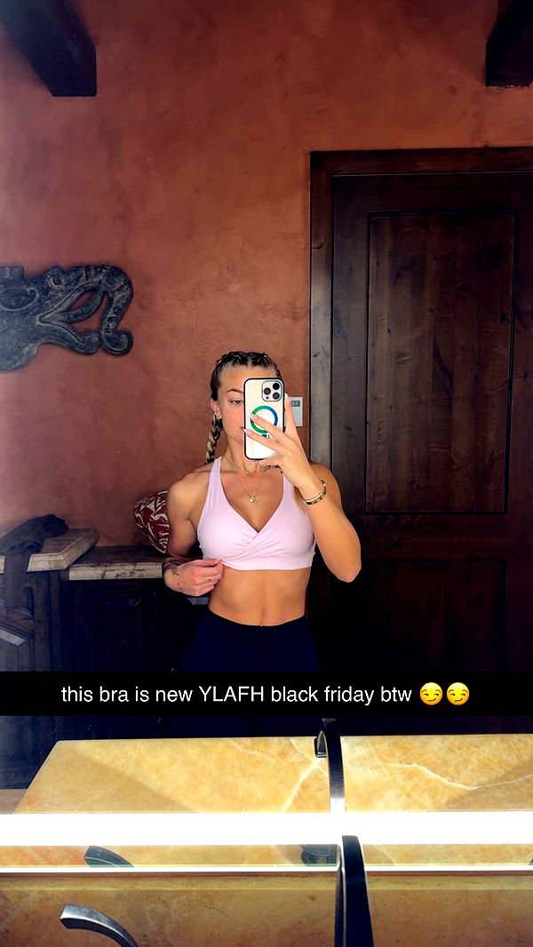 abigailwhhitee image ~ Altpins