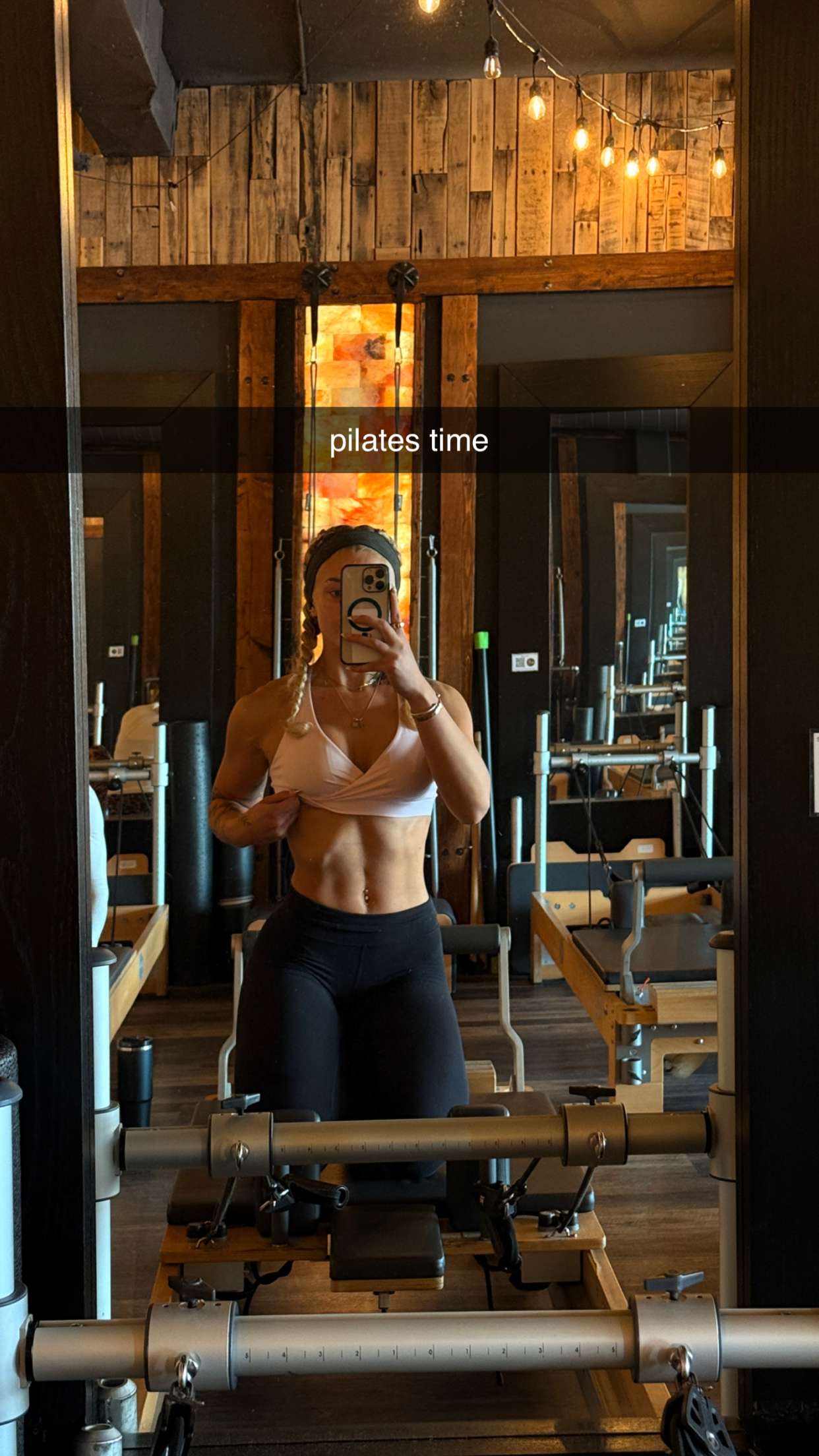 abigailwhhitee snapchat image archive image