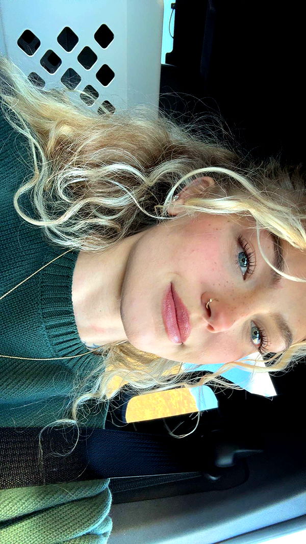 abigailwhhitee image ~ Altpins