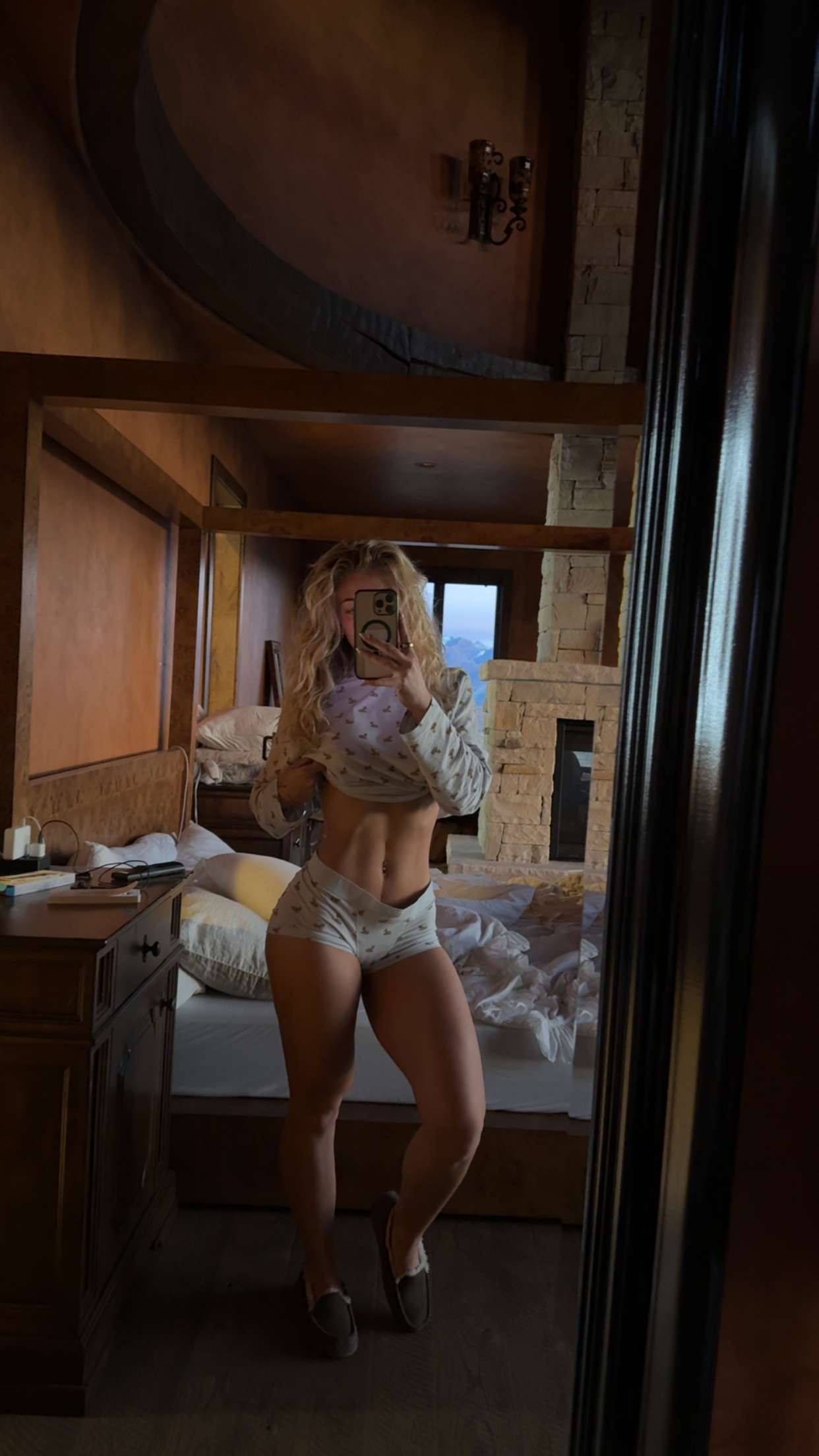 abigailwhhitee snapchat image archive image