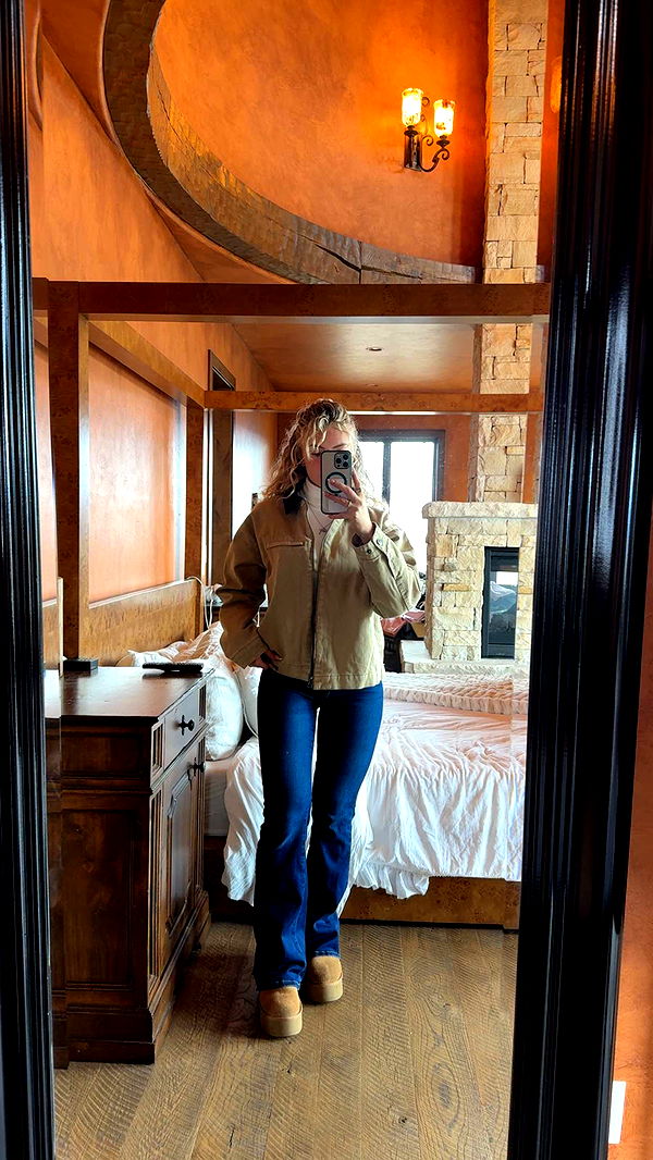 abigailwhhitee image ~ Altpins