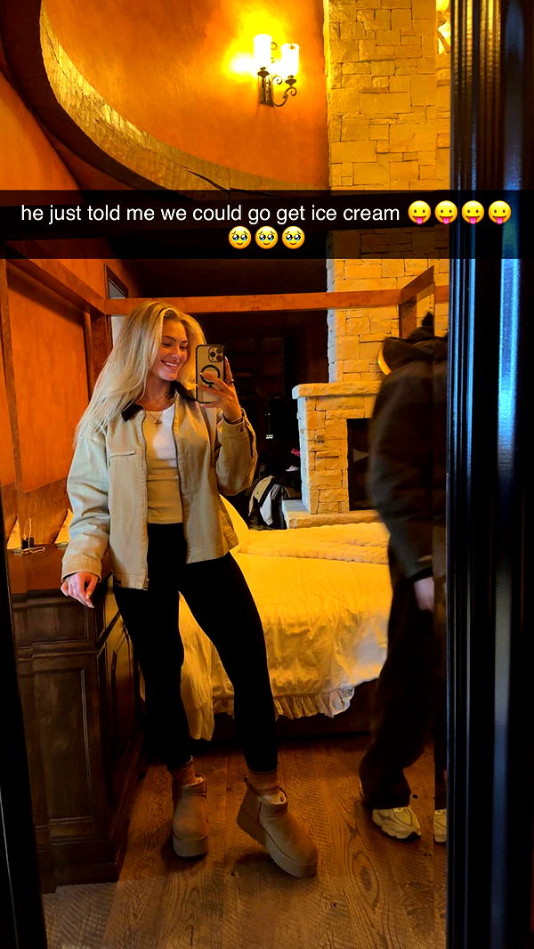 abigailwhhitee image ~ Altpins