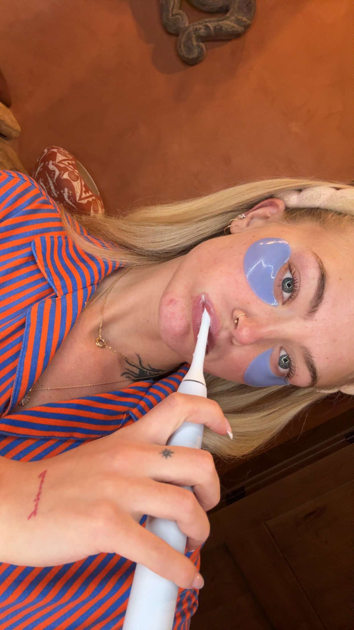 abigailwhhitee snapchat image archive image