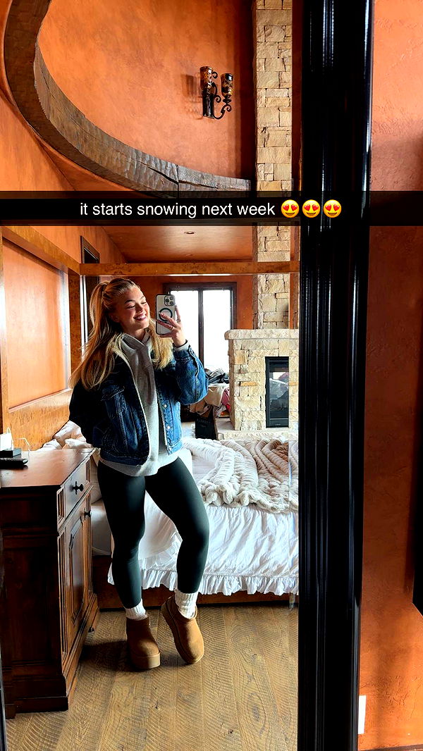 abigailwhhitee image ~ Altpins