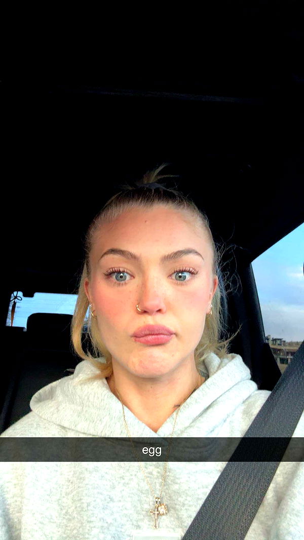 abigailwhhitee image ~ Altpins