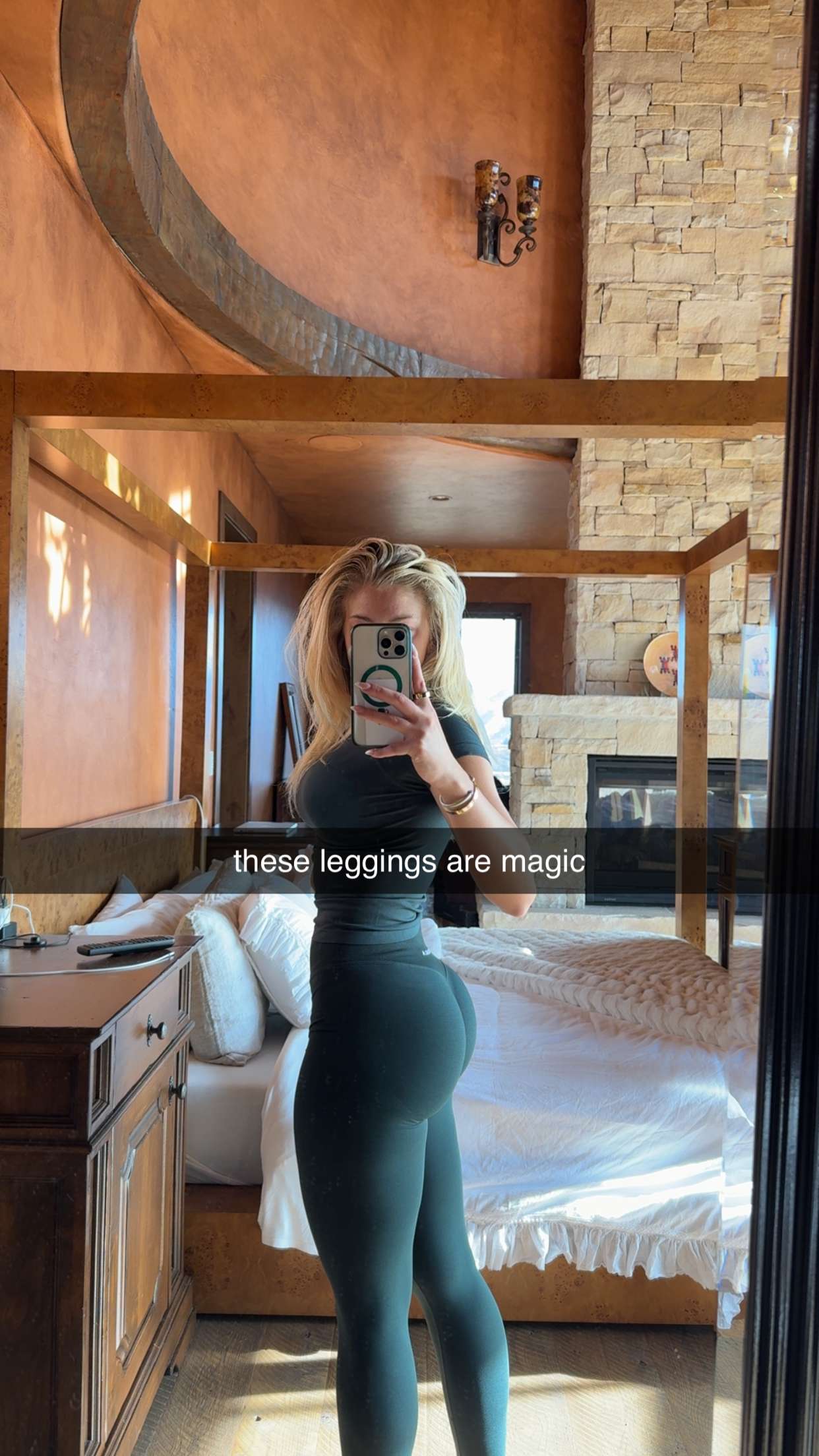 abigailwhhitee snapchat image archive image
