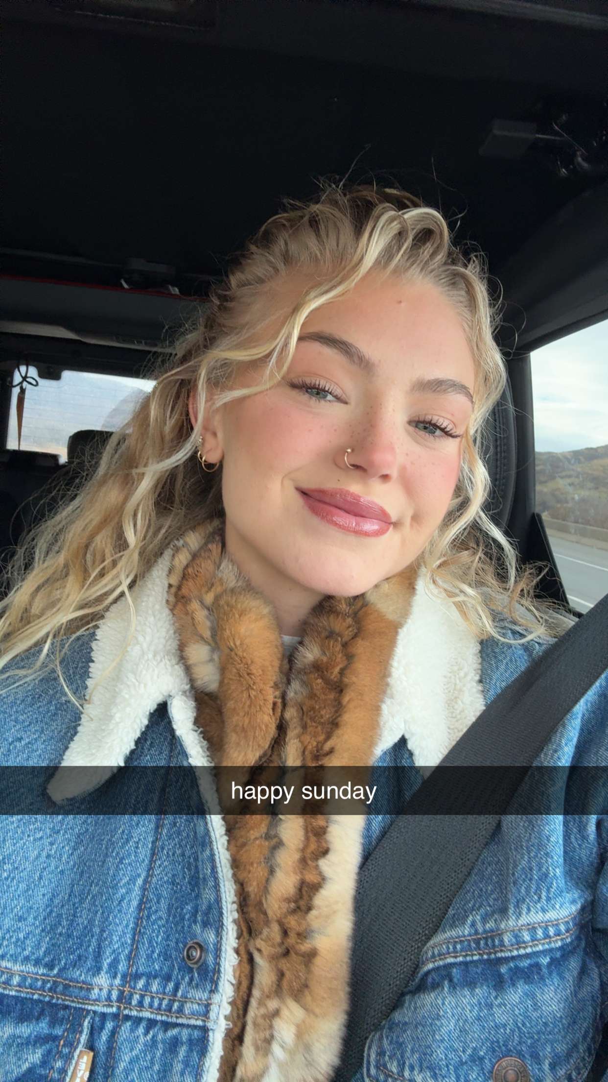 abigailwhhitee snapchat image archive image